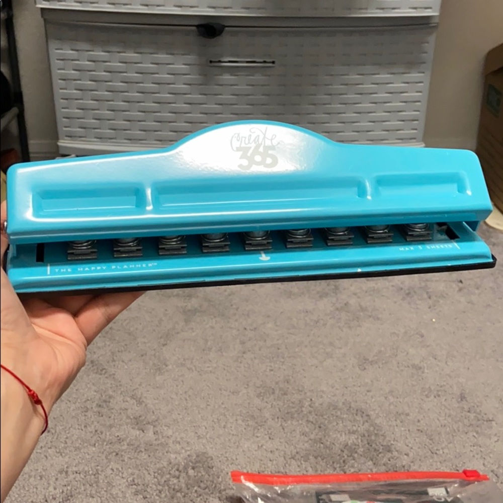 The Happy Planner Hole Puncher